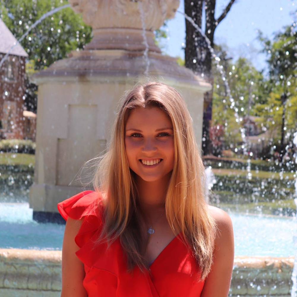 Meet your Posher, Nele